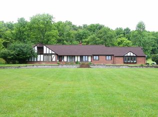 10421 Walkingfern Dr, Harrison, OH 45030