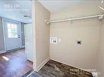 556 W 5th St — Photo 12