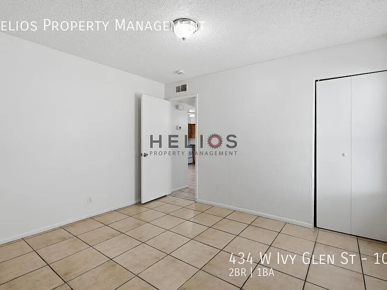 434 W Ivyglen St #105 — Photo 12