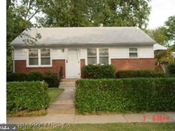 10015 Montauk Ave, Bethesda, MD 20817