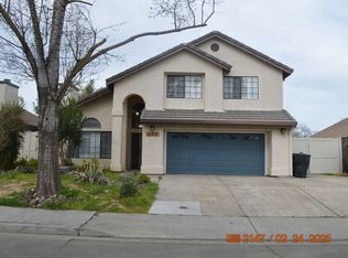625 Berlin Way, Patterson, CA 95363