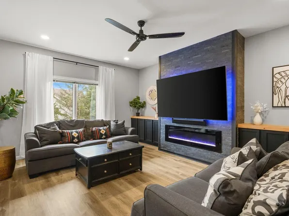 5704 Ambrosia Terrace #19, Mcfarland, WI 53558