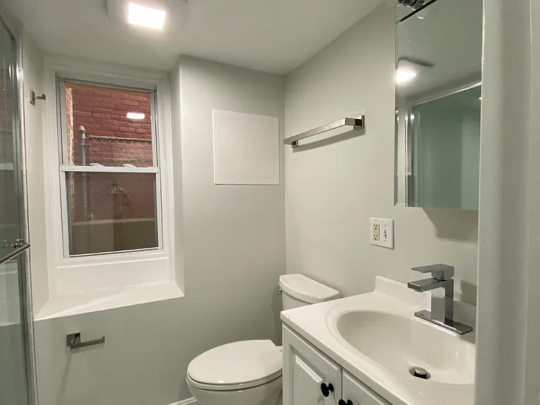 1314 Girard St NW #BASEMENT — Photo 6