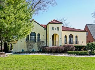 8831 S Pleasant Ave, Chicago, IL 60643