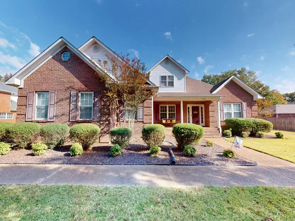 218 Rosemont Cv, Dyersburg, TN 38024