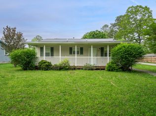 1051 Givens Rd, Chattanooga, TN 37421