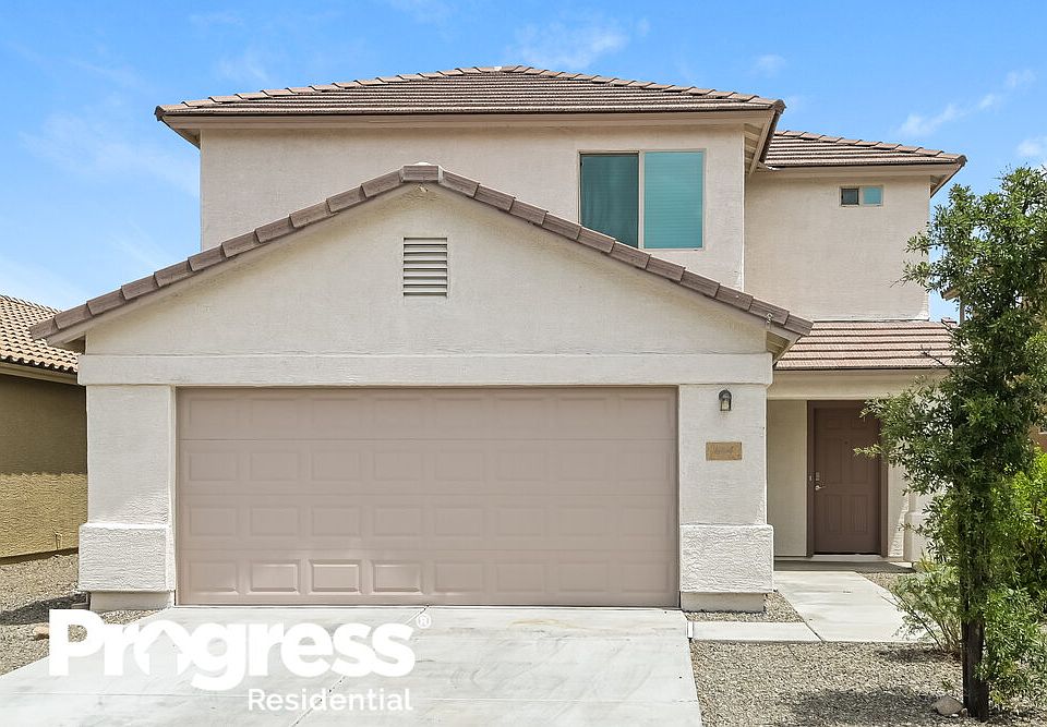 1st image of 844 W Calle Arroyo Norte