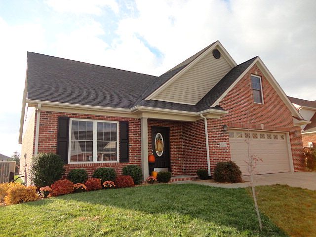 1st image of 2720 Avenue Of The Park