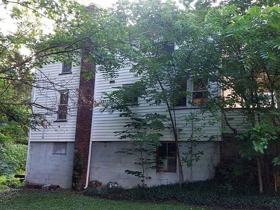 3rd image of 134 Park St