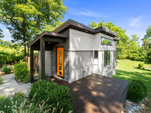 2044 Wilson Ln, Goodlettsville, TN 37072