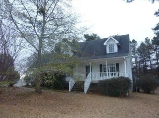 421 Nicole Ct, Winder, GA 30680