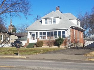 412 E Hanover St, New Baden, IL 62265