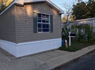 6 Lincoln St, Howell, NJ 07731