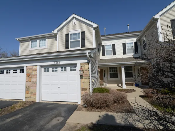 4367 Shooting Star Dr, Island Lake, IL 60042