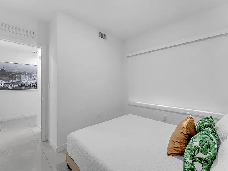 26144 SW 146th Ct — Photo 12
