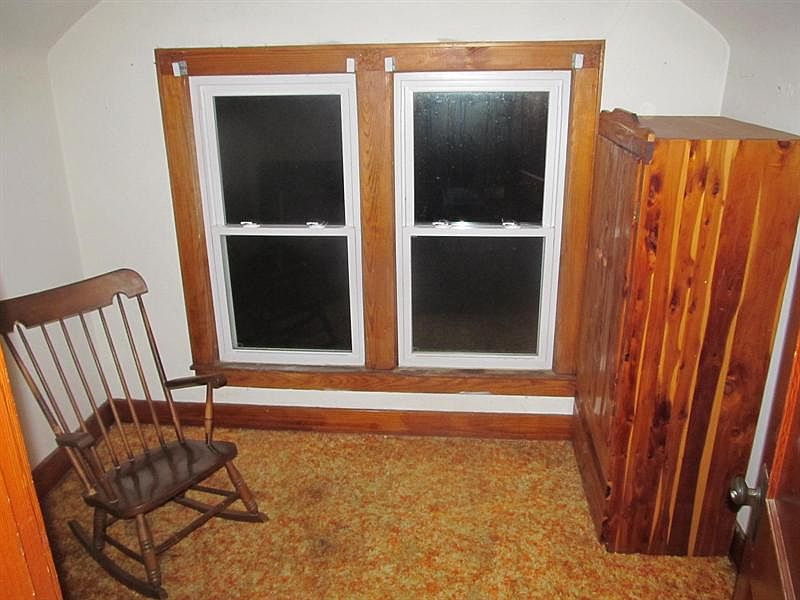 2nd image of 5063 Lawrenceburg Rd