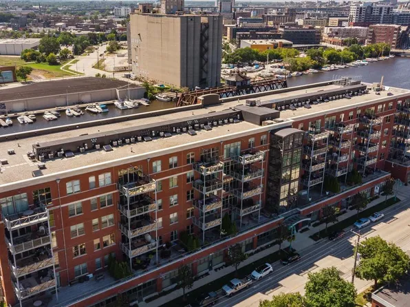 541 East Erie STREET #206, Milwaukee, WI 53202
