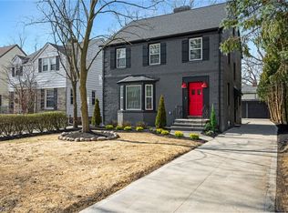 2316 Canterbury Rd, University Heights, OH 44118