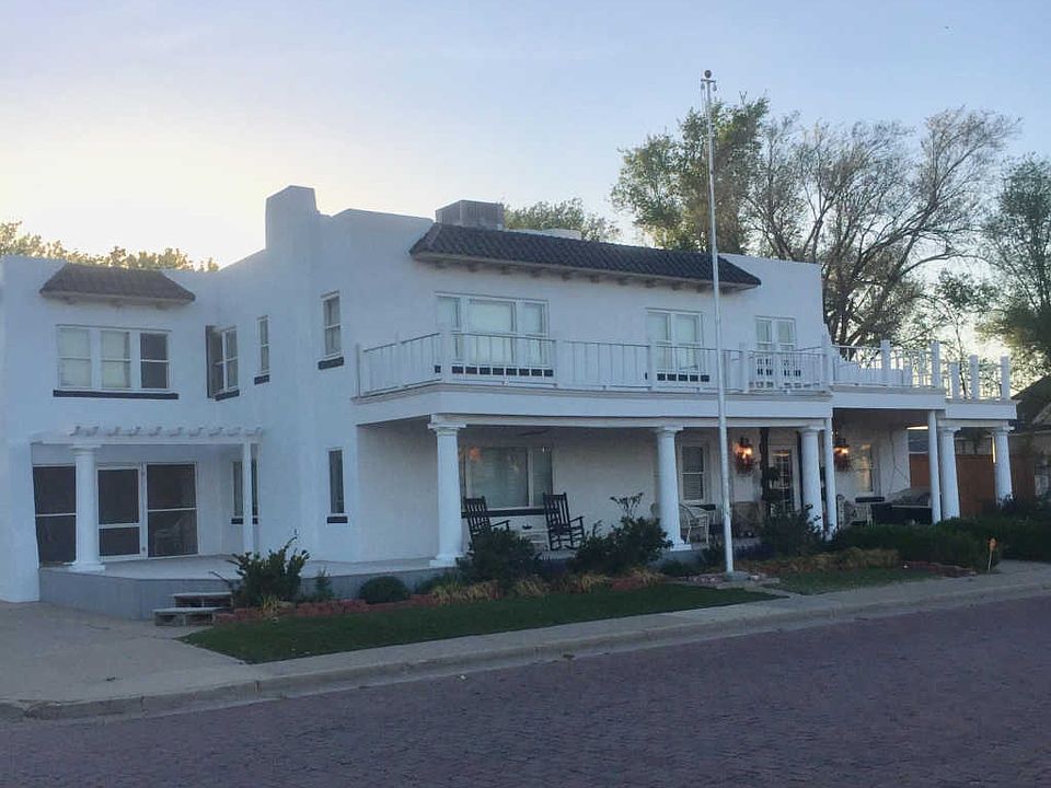 424 Rock Island Ave, Dalhart, TX 79022 Zillow