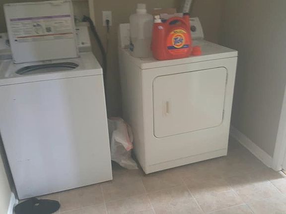 2nd image of 1605 Clara Dr