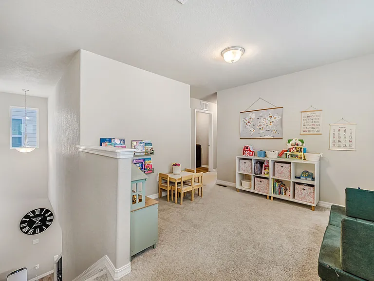 8116 Kittrick Pl — Photo 13