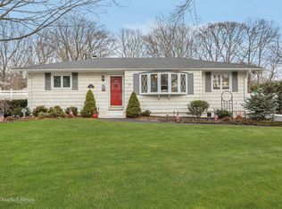 141 McGaw Ave, Lake Grove, NY 11755