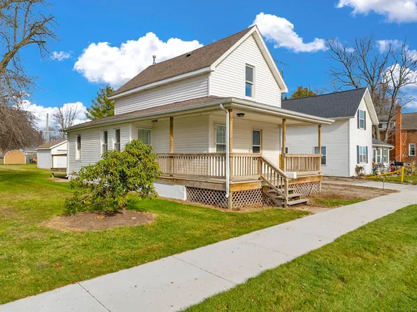 113 Ward St, Croswell, MI 48422