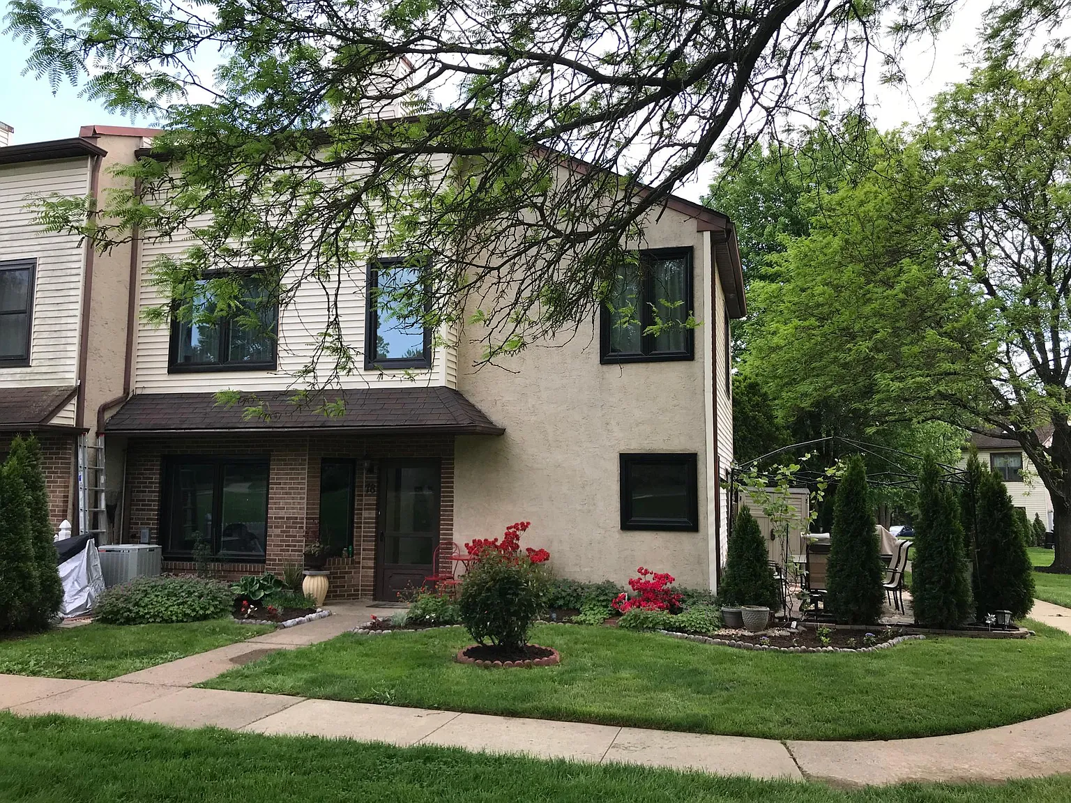 78 Heather Ct photo 1