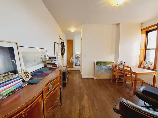 Rented by Ideal Properties Group | media 4