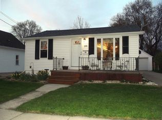 224 Taylor St, Little Chute, WI 54140