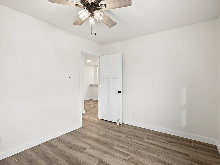 509 S Perry Pkwy #1 — Photo 13