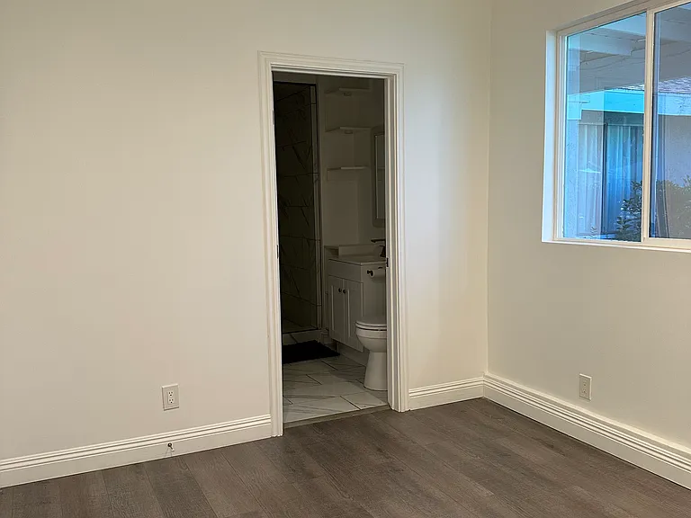 1319 N Deborah Ave #A — Photo 8
