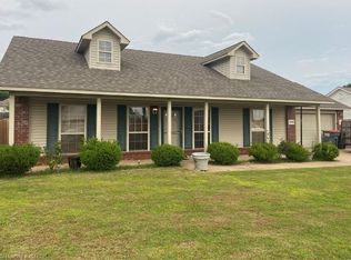 208 Spruce St, Greenwood, AR 72936
