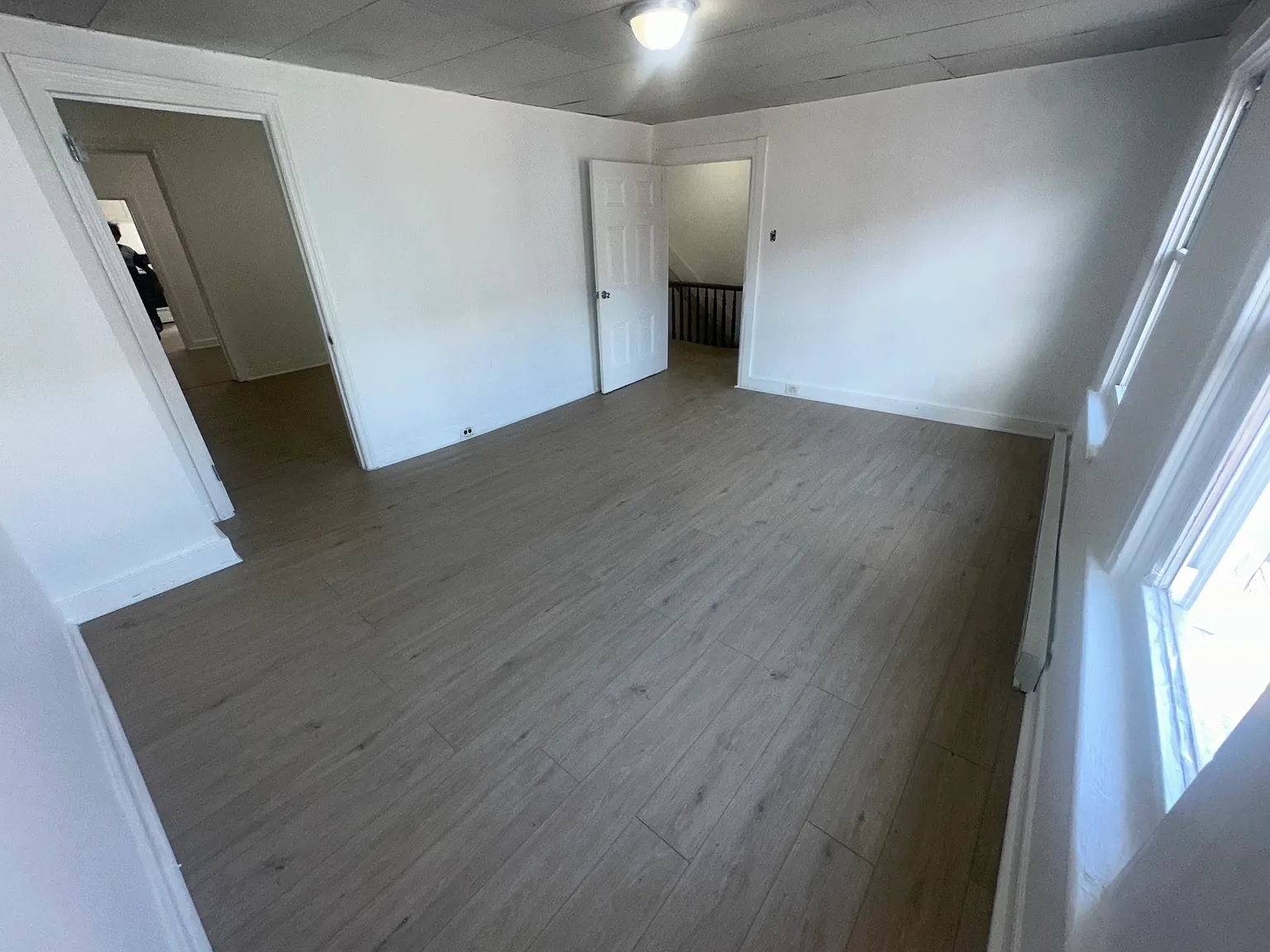 2 bed, 1200 sqft, $1,400 — Photo 4