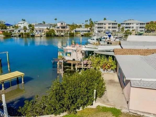 50 137th Avenue Cir, Madeira Beach, FL 33708