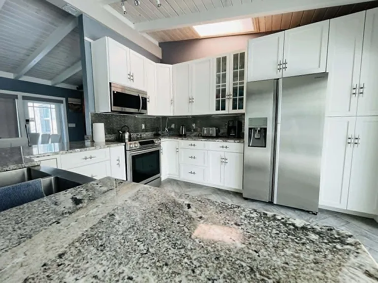 2531 Gulfstream Ln — Photo 6