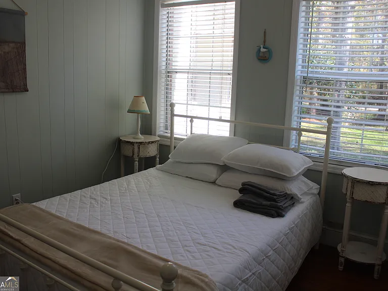 504 Bailey St — Photo 14