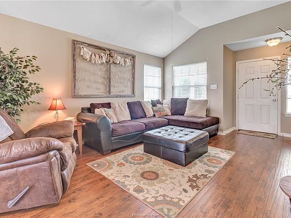 5th image of 1004 Windmeadows Dr