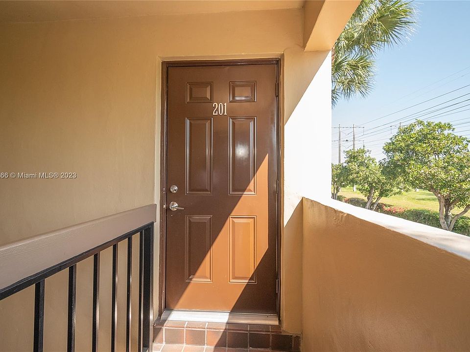 Kendall Lakes East Patio Condominiums 6316 SW 136th Ct Miami FL Zillow