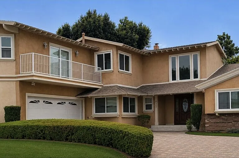 4131 Mantova Dr — Photo 1