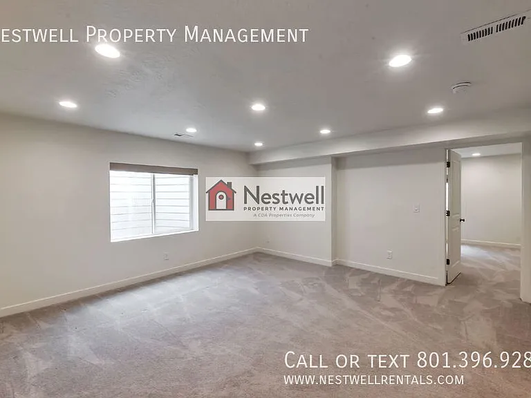 4954 W Evergreen Ln — Photo 20