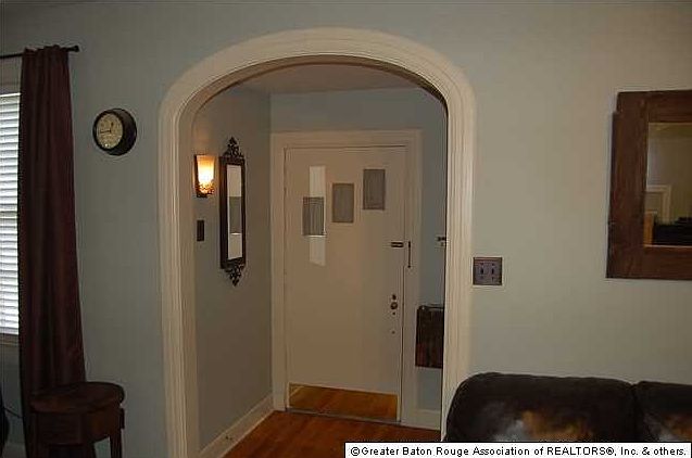 Front Entry Way