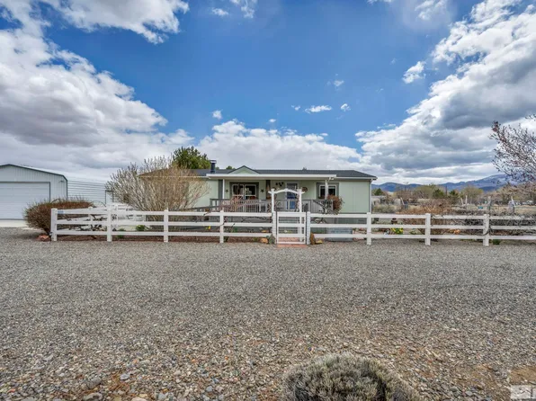 809 Pony Express Trl, Mark Twain, NV 89403