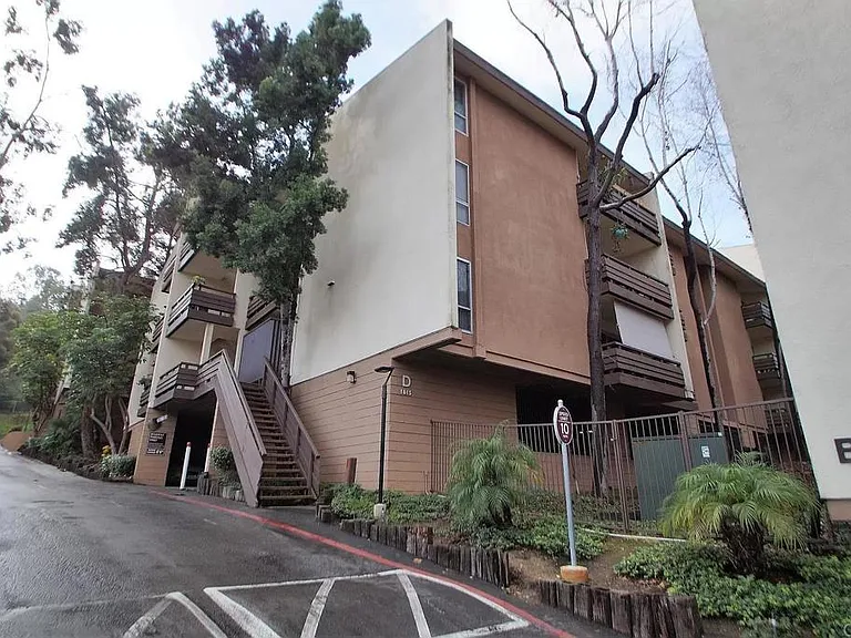 1615 Hotel Cir S #D310 — Photo 1
