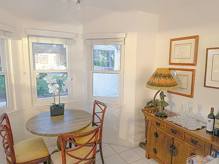 Laguna Ct — Photo 17