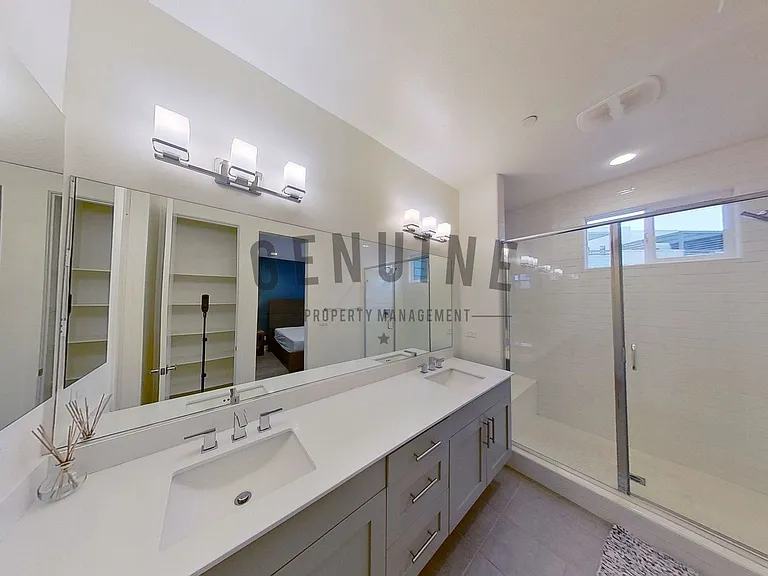 664 Wedge — Photo 42