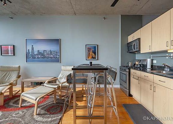 5th image of 1720 S Michigan Ave APT 3106