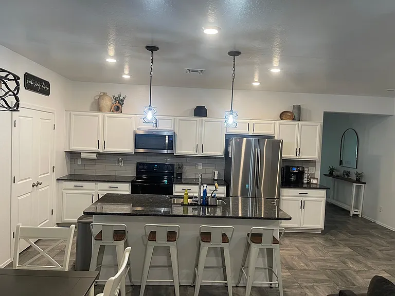 16592 W Jenan Dr — Photo 30