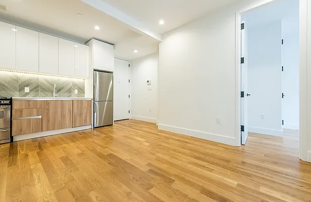 Rented by Nooklyn NYC LLC | media 8