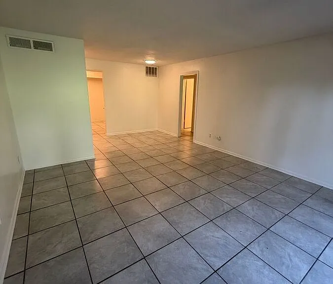 2101 Ottawa St #102B — Photo 14